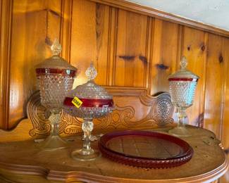 CLEAR/ RUBY GLASS DIAMOND POINT GLASSWARE