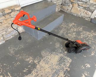 BLACK AND DECKER EDGER