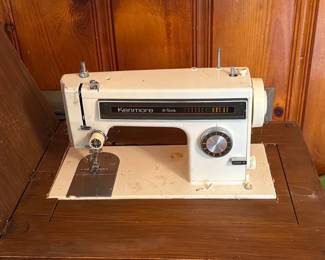 KENMORE SEWING MACHINE 