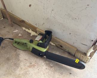 ELECTRIC CHAINSAW