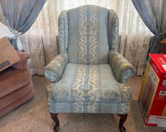 ARM CHAIR