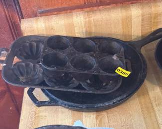 CAST IRON MUFFIN PANS AND LIDS