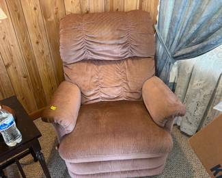 RECLINER