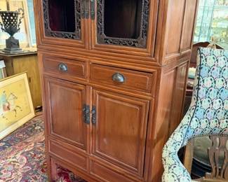 Chinese cabinet