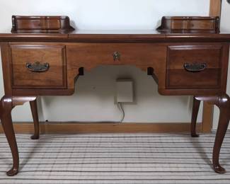 Thomasville Solid Cherry Dressing Table