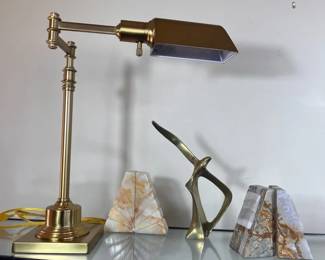 Brass Lamp, Seagull Sculpture And 2 Sets Of Bookends