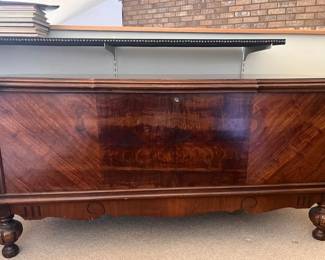 Lane Cedar Blanket Chest
