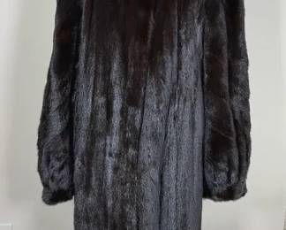 Modele Chombert Full Length Mink Fur Coat