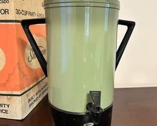 Sunbeam 1970s 30-cup party percolator in avocado green!