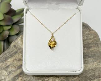 5 YellowGoldHeartShapedCitrinePendantNecklace
