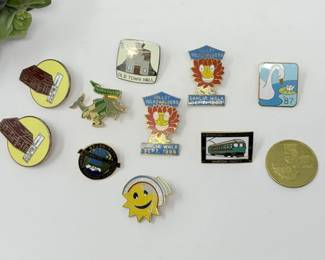 115 1980sEnamelEventLapelPinBadgeBrassJiaoCoin