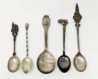 37 VintageSilverPlatedSouvenirSpoons