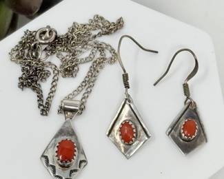 28 SterlingSilverCoralPendantEarringSet