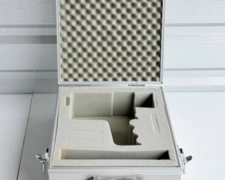 216 AluminumEquipmentCasewithFoamInterior