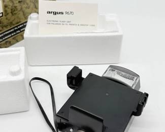 89 Argus9670ElectronicFlashUnitforPolaroidInstantCameras