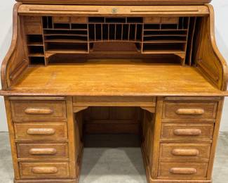 Nice Oak Roll Top Desk with Paneled Sides and Back, Double Bank and Nice Interior, Comes Apart for Hauling, Early 1900's