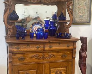 Beautiful Oak Mirrored Back Sideboard, Tiger Oak/ Quarter Sawed Oak