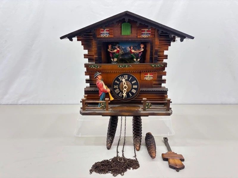 Vintage E. Schmeckenbecher Trumpet Player Musical Cuckoo Clock