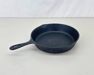 Vintage Cast Iron Wagner Ware #8 Frying Pan