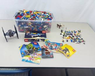 Large Bucket of Vintage Legos, Minifigures, etc.