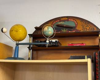 Cigar display, trippensee planetarium