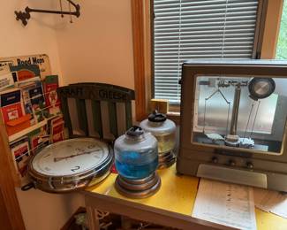 Scale antique vaporizer advertising