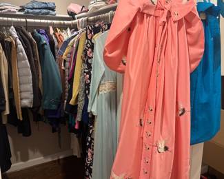 Large Collection of Women's Clothing & Accessories