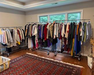 Huge Collection of Women's Clothing & Accessories 