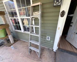 LADDER