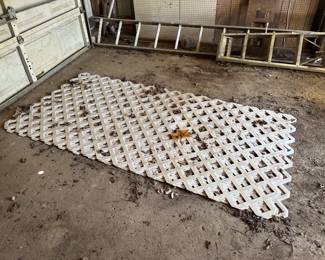  (3) SHEETS OF LATTICE FENCING