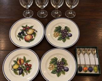 hk FruitThemed Entertaining Lot