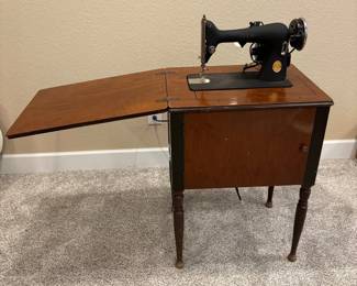 v Vintage Singer Sewing Machine with Wooden Cabinet and Motor Controller