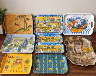 ld Lot of 9 Decorative Serving Trays in Various Sizes