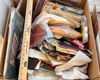 b Assorted Needlepoint Kit