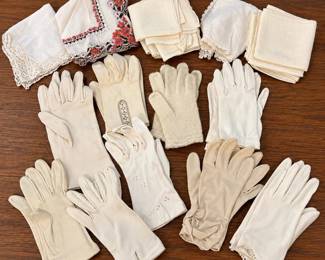 v Vintage Ladies White Ivory Glove and Handkerchief Collection