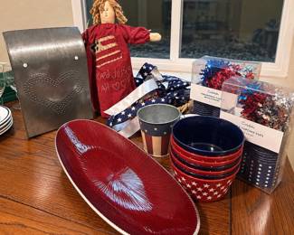 h Large Americana Patriotic Decor Entertaining Lot