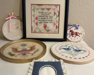 ld Vintage Needlepoint Decor Set