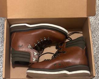 c New Unused Simms Freestone Fishing Wading Boots Mens Size 8 Felt Soles Original Box