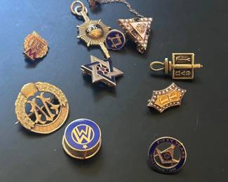j Collection of 10 gold Masonic, fraternal, organizational and service pinsinsignia, including several attractive enamel