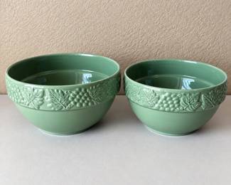 lk Set of 2 Ceramic Bowls Made in Portugal with Vine Motif