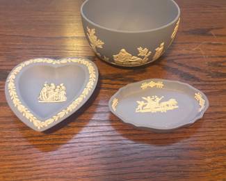ld Wedgwood Jasperware 3Piece Decorative Lot