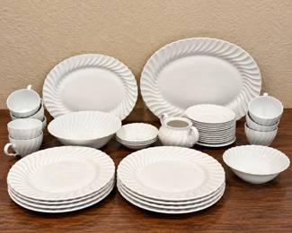 hk Johnson Bros White Regenoy Dinnerware Set