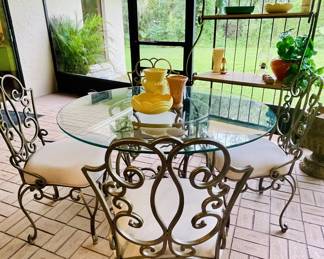 Vintage Pulaski Iron Sunroom set & Bakers Rack 