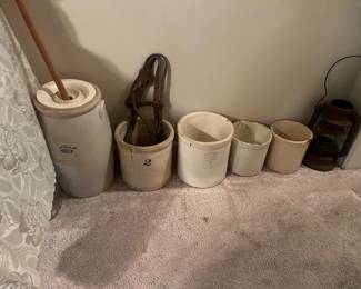 Butter churn, crocks 
