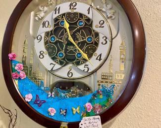 Seiko Melody in Motion clock