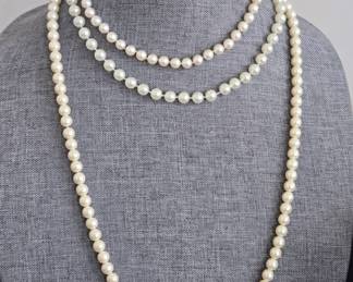 Costume Pearls Mint Condition