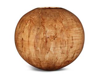 2209 Philip Moulthrop (b. 1947) A turned spalted red maple vessel, early 21st century Etched signature, number and date to underside: PCM / Philip Moulthrop / SPALTED RED MAPLE / Acer Rubrum / 710020 Height 14 in., diameter 15 3/4 in. Estimate: $1,500 - $2,500