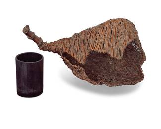 2112 Nagakura Kenichi (1952-2018) "Embrace," 2001 Woven madake bamboo ikebana sculpture Together with an ebonized bamboo vessel 2 pieces Height 11 1/2 in., width 17 in., depth 13 in. Estimate: $1,500 - $2,500