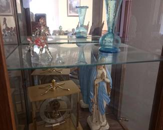 Display Case Statue of Mary