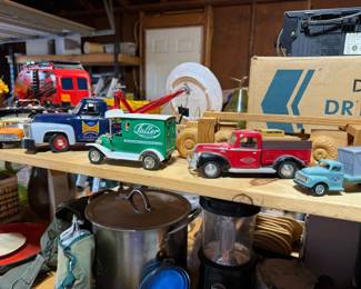 banks and collectible cars